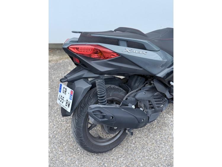 YAMAHA XMAX 125 TECH MAX