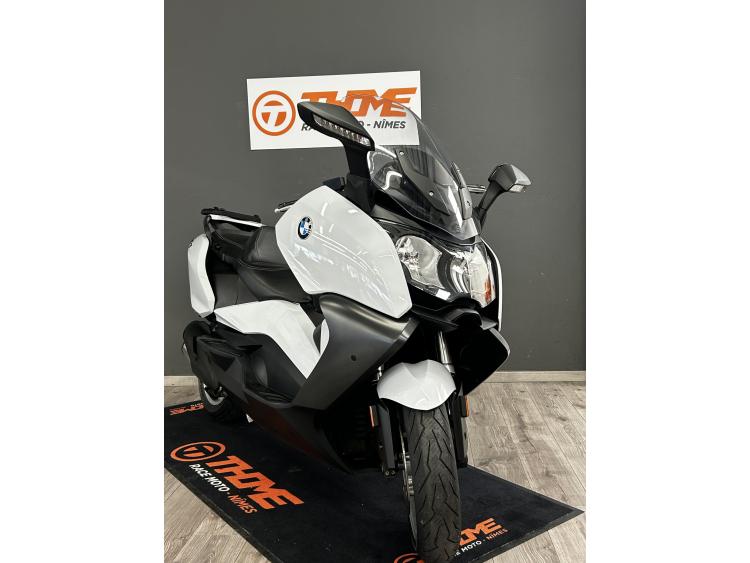 BMW C 650 GT (110€/mois)