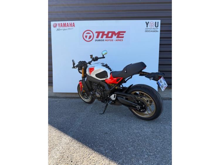 YAMAHA XSR 900 