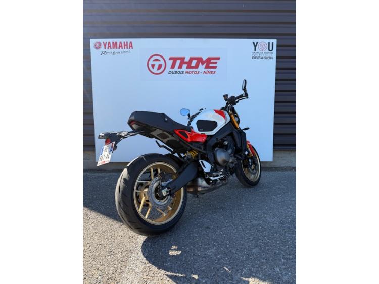 YAMAHA XSR 900 