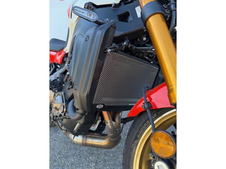 YAMAHA XSR 900 