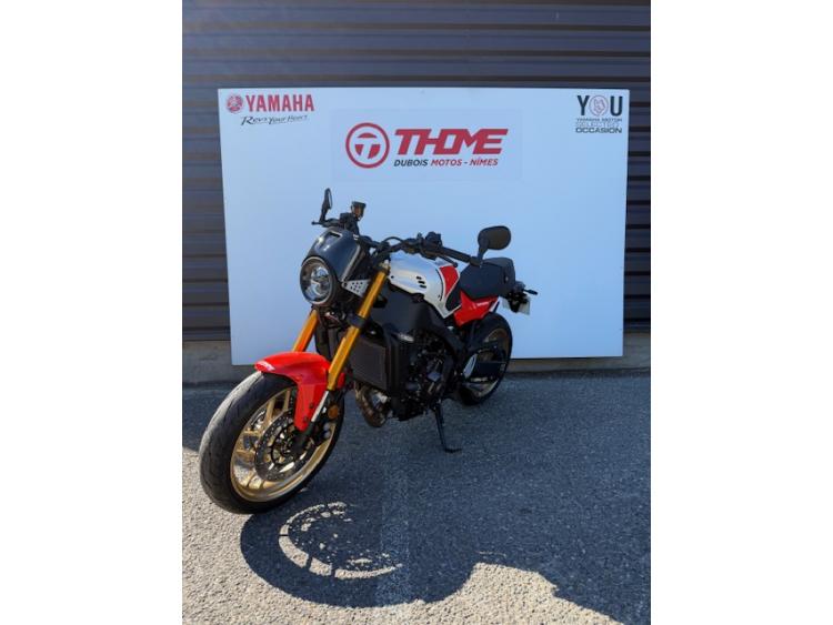 YAMAHA XSR 900 