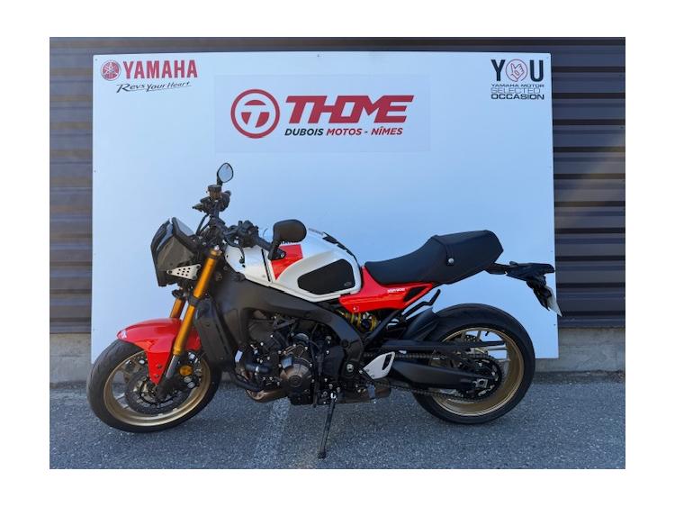 YAMAHA XSR 900 