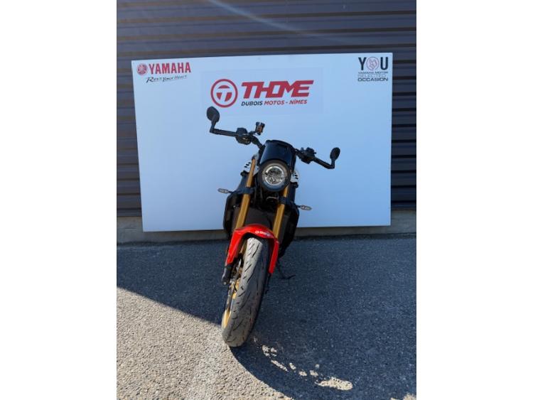YAMAHA XSR 900 