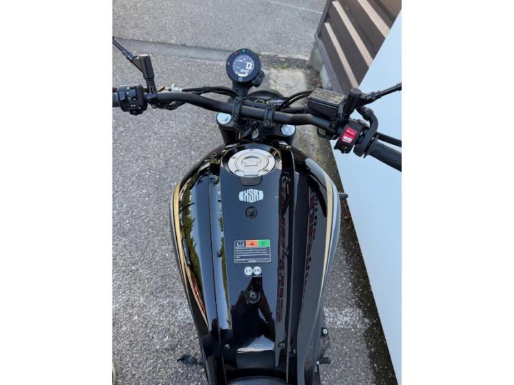 YAMAHA XSR 700