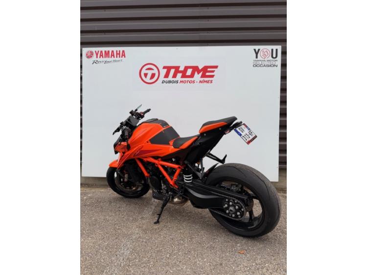 KTM 1390 SUPER DUKE R