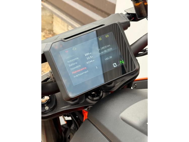 KTM 1390 SUPER DUKE R