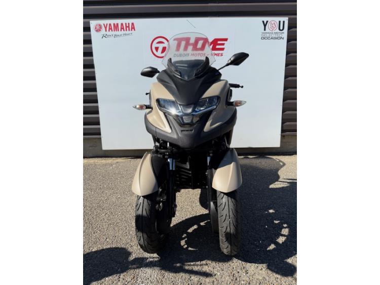YAMAHA TRICITY 300