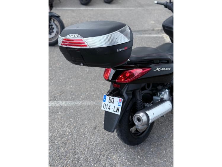 YAMAHA X-MAX 125