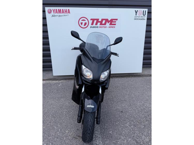 YAMAHA X-MAX 125