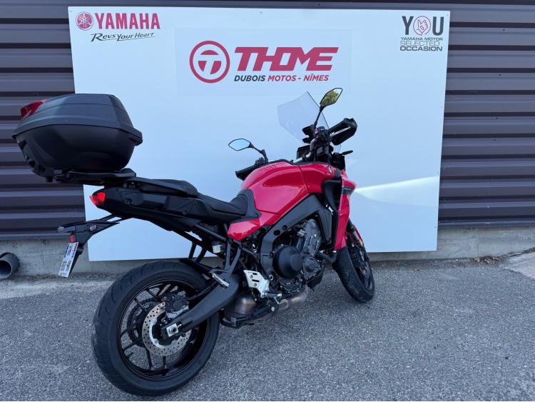 YAMAHA TRACER 9