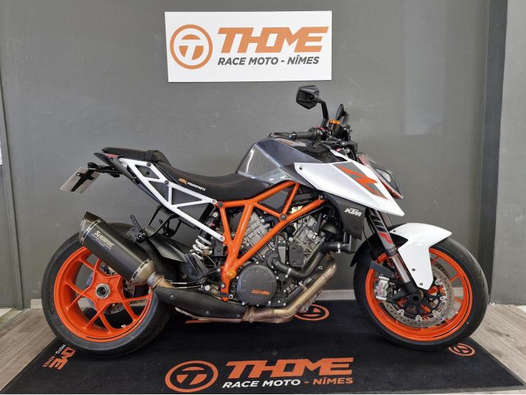KTM 1290 SUPER DUKE R AKRAPOVIC PERFORMANCE (153€/mois)