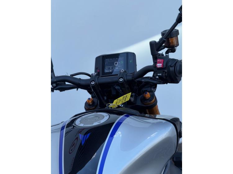 YAMAHA MT-09 SP