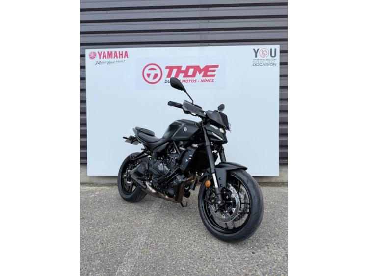 YAMAHA MT-07 FULL BLACK (47.5CV) GARANTIE CONSTRUCTEUR 5 ANS