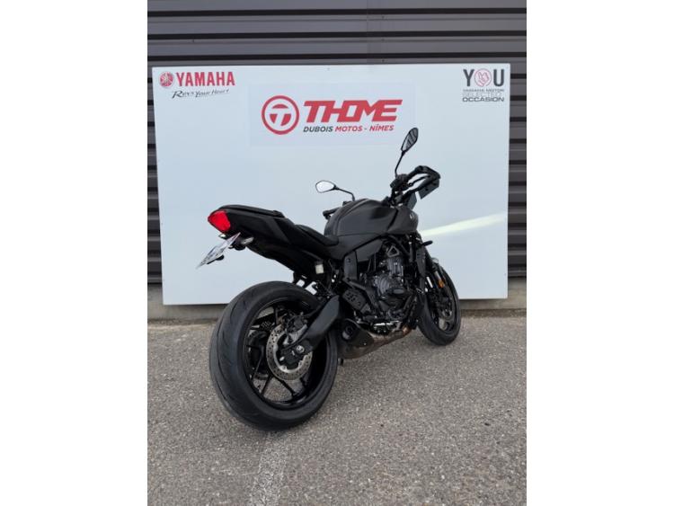 YAMAHA MT-07 FULL BLACK (47.5CV) GARANTIE CONSTRUCTEUR 5 ANS