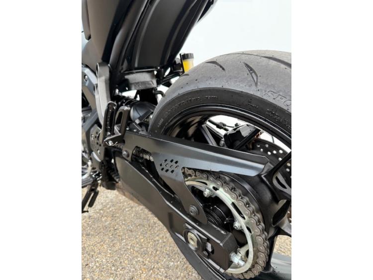 YAMAHA MT-07 FULL BLACK (47.5CV) GARANTIE CONSTRUCTEUR 5 ANS