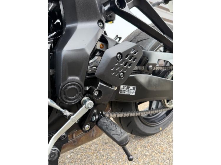 YAMAHA MT-07 FULL BLACK (47.5CV) GARANTIE CONSTRUCTEUR 5 ANS