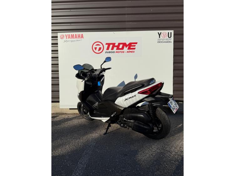 YAMAHA XMAX 125