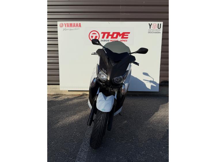 YAMAHA XMAX 125