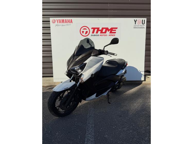 YAMAHA XMAX 125