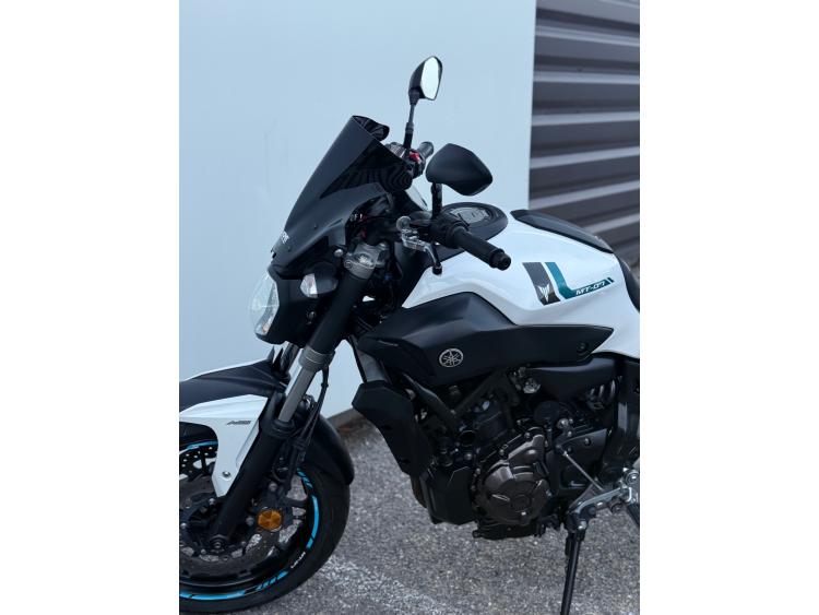 YAMAHA MT-07 (47.5CV)