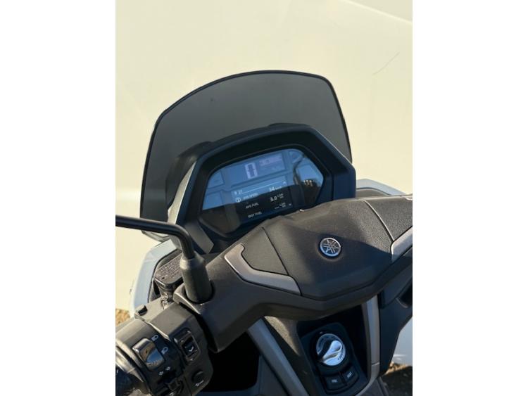 YAMAHA NMAX 125 TECH MAX