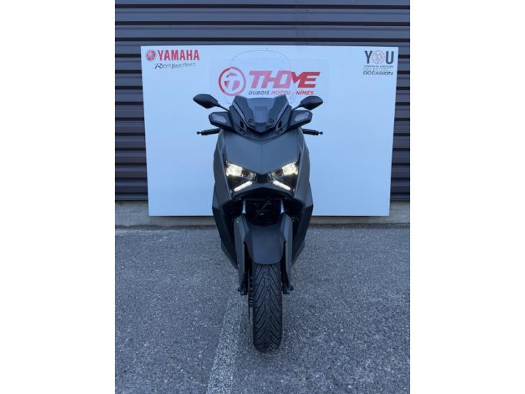 YAMAHA XMAX 300