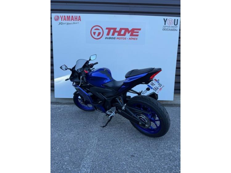 YAMAHA YZF-R3