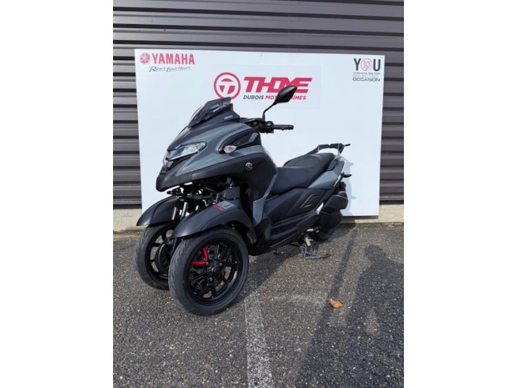 YAMAHA TRICITY 300