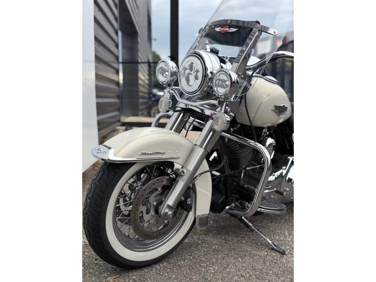 HARLEY-DAVIDSON ROAD KING CLASSIC 1690