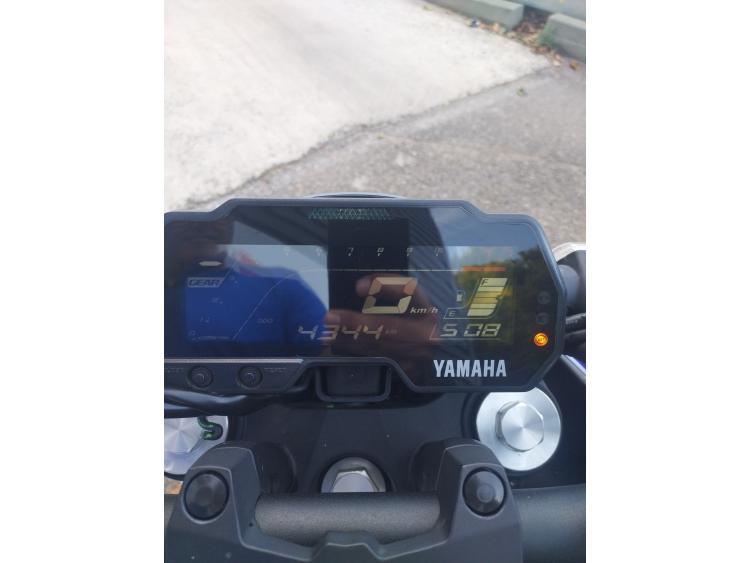 YAMAHA MT-125 ABS
