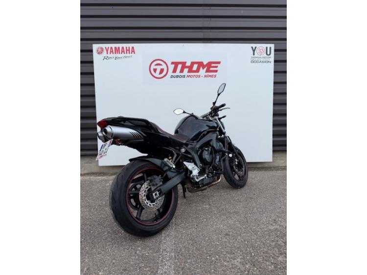 YAMAHA FZ6 S2