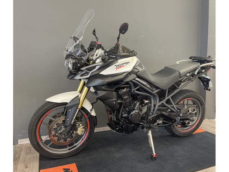 TRIUMPH TIGER 800 XR AKRAPOVIC - 4990€ (119€/mois)