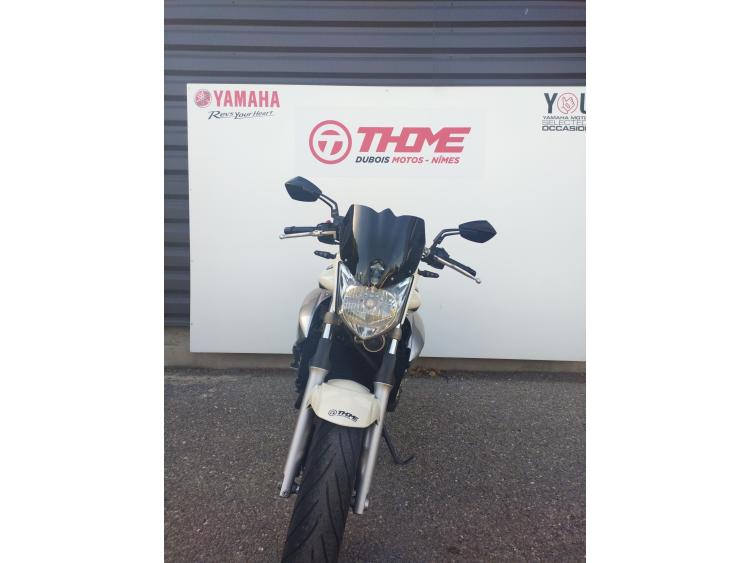 YAMAHA XJ6 N