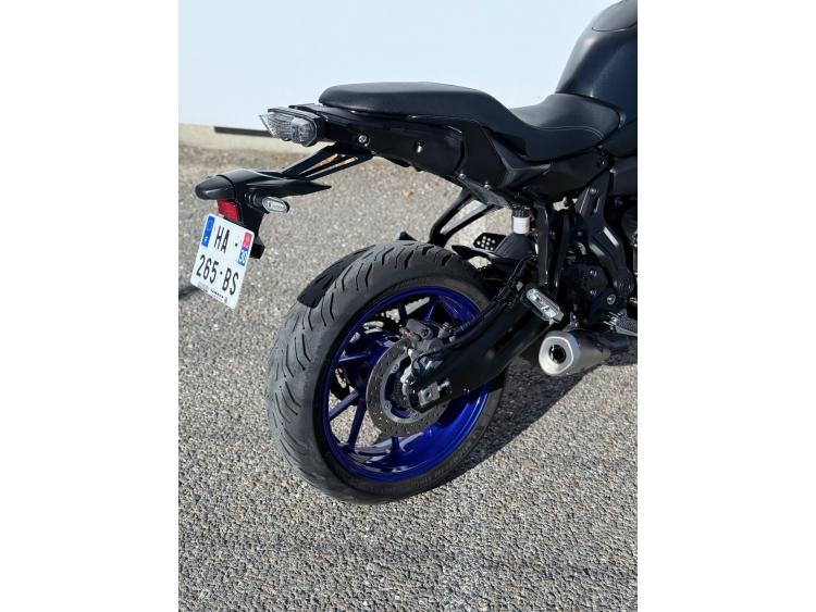 YAMAHA TRACER 7