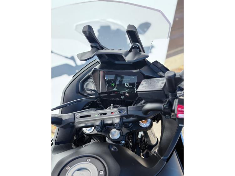 YAMAHA TRACER 7