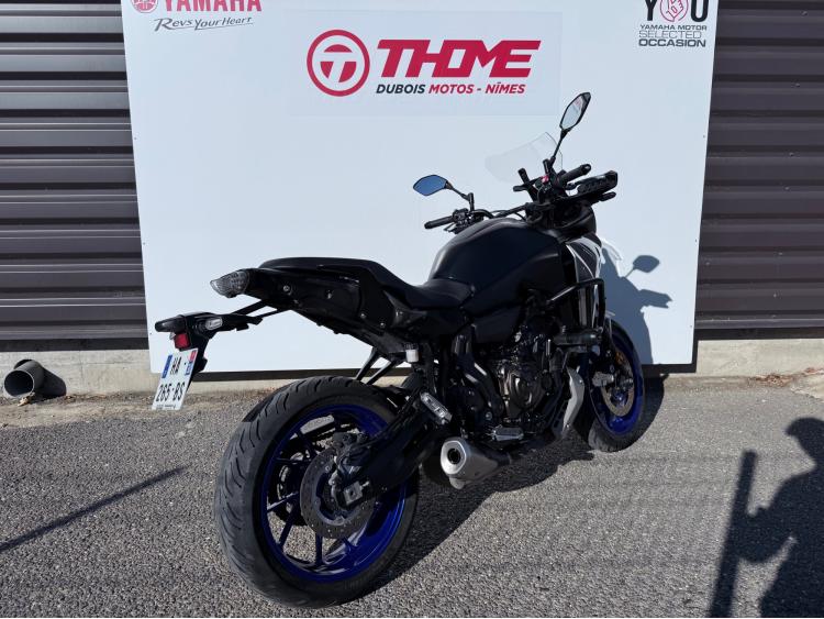 YAMAHA TRACER 7