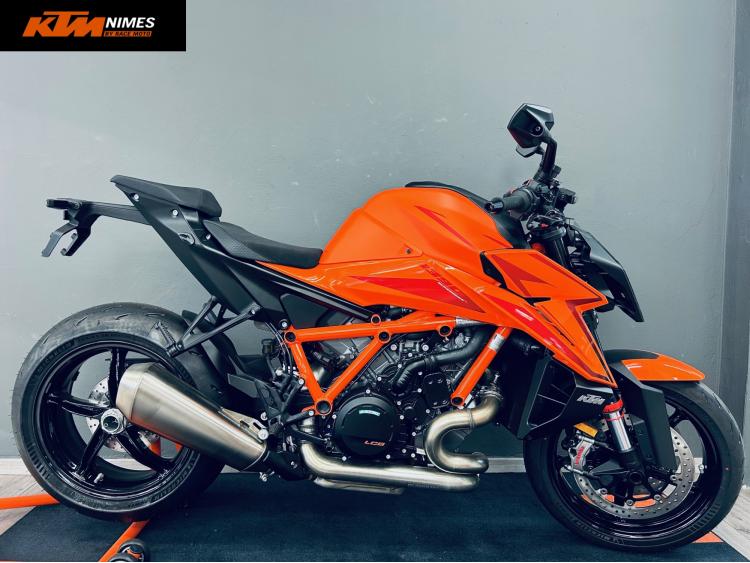 KTM 1390 SUPER DUKE R - 