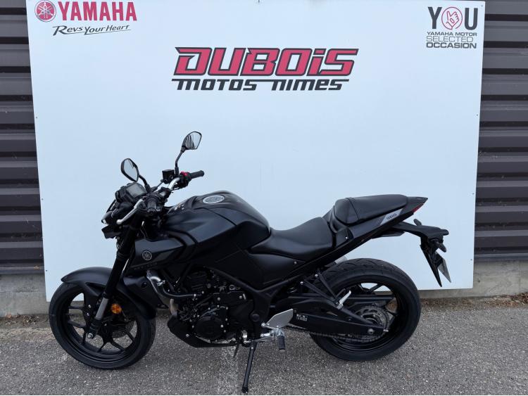 YAMAHA MT-03