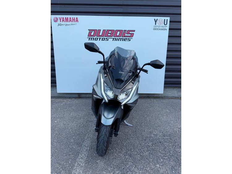 KYMCO AK 550