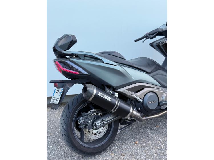 KYMCO AK 550