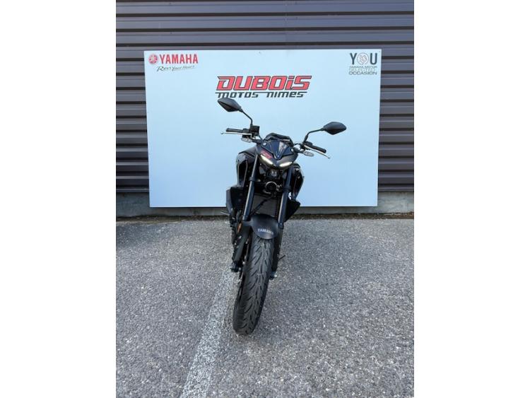 YAMAHA MT-03